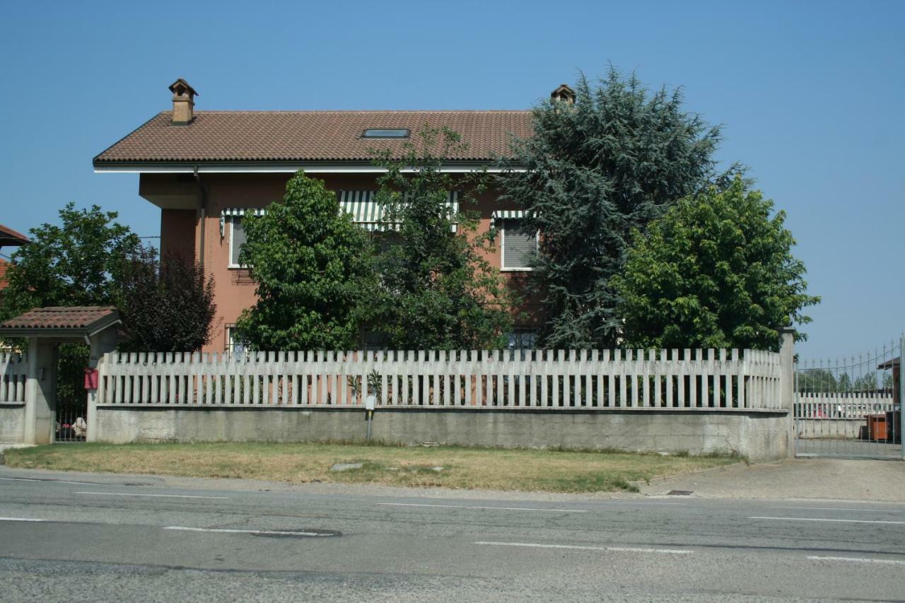 Villa Oleandri Carmagnole Extérieur photo